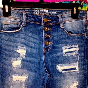 Mid Rise Relaxed Skinny